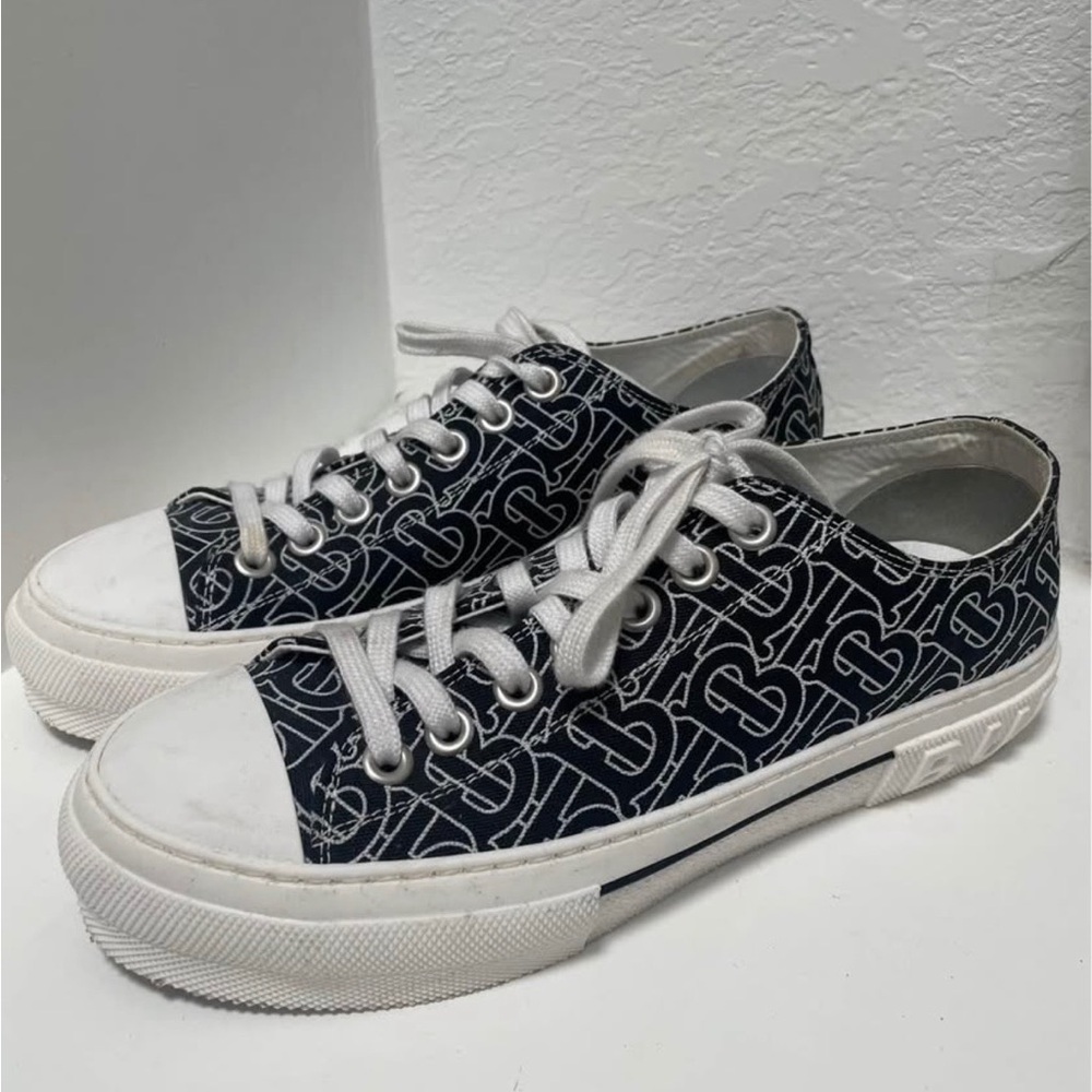 Burberry Patterned Sneakers